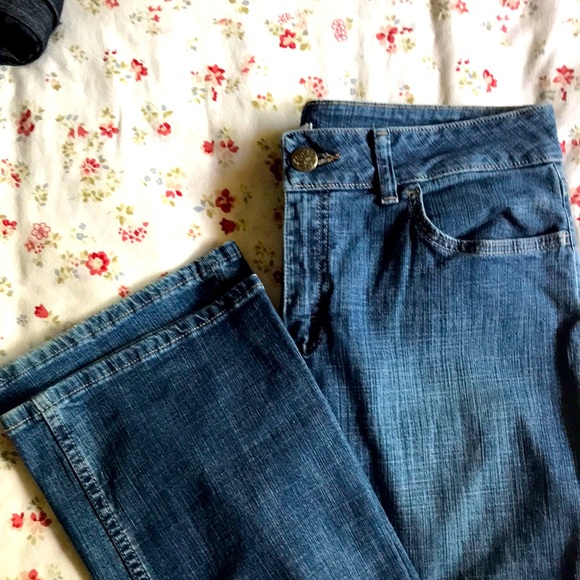 Lee Riders Mid Rise Bootcut Size 10 - Picture 1 of 3